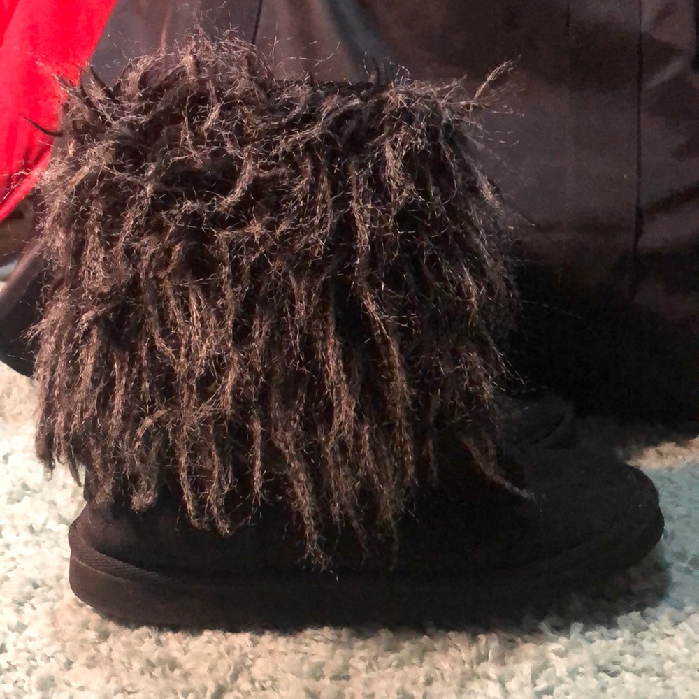 Boots with fur